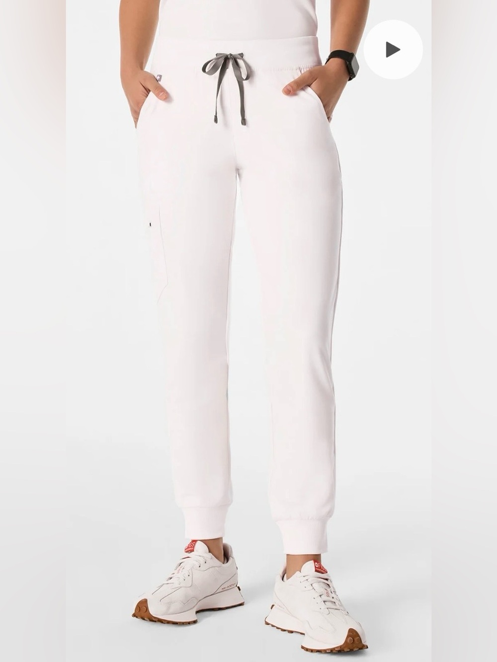 Figs Zamora Joggers Size Large-Tall in Optic White